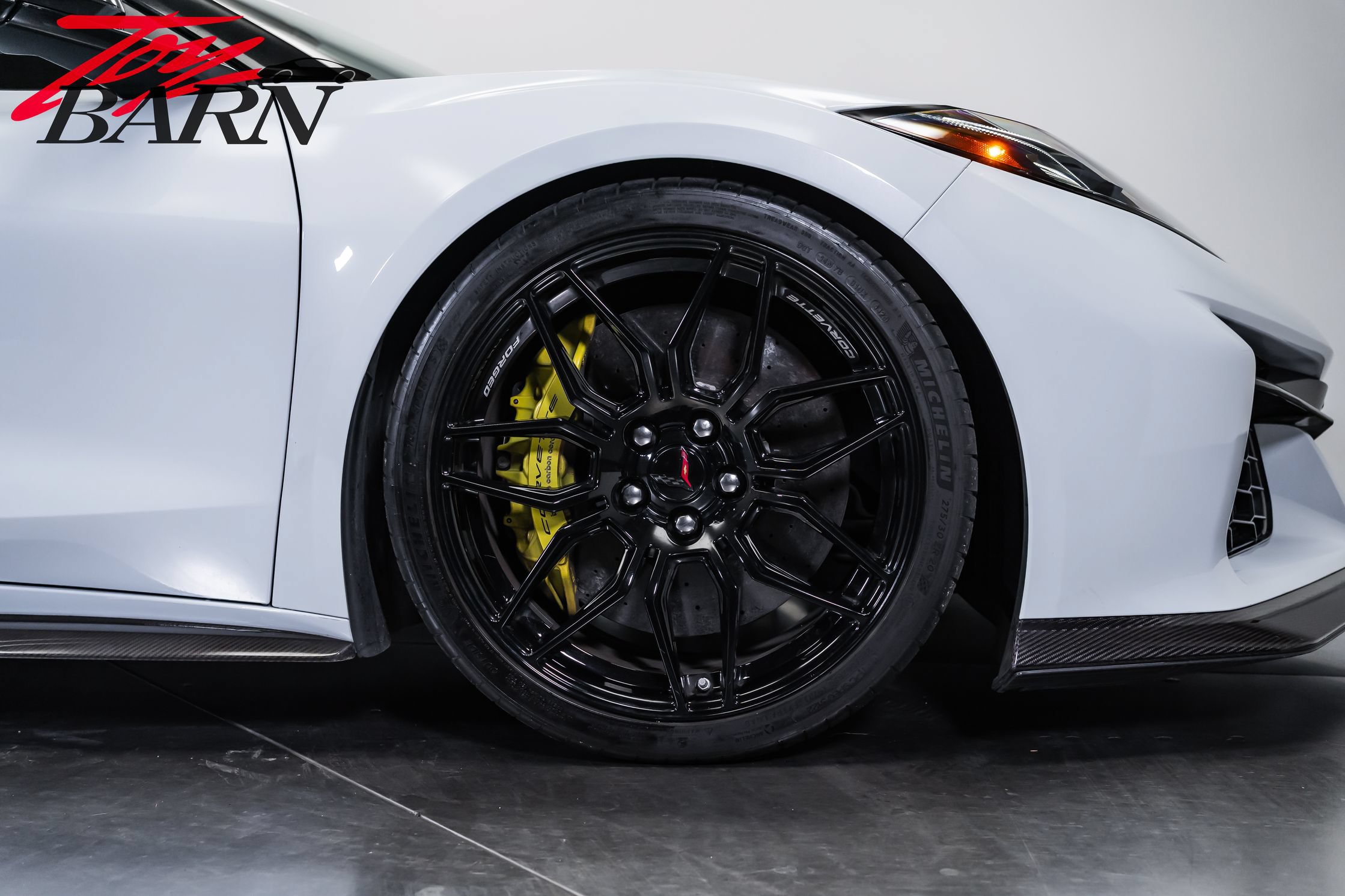 Used 2024 Chevrolet Corvette Z06 w/ Stealth Interior Trim Package RWD image 18