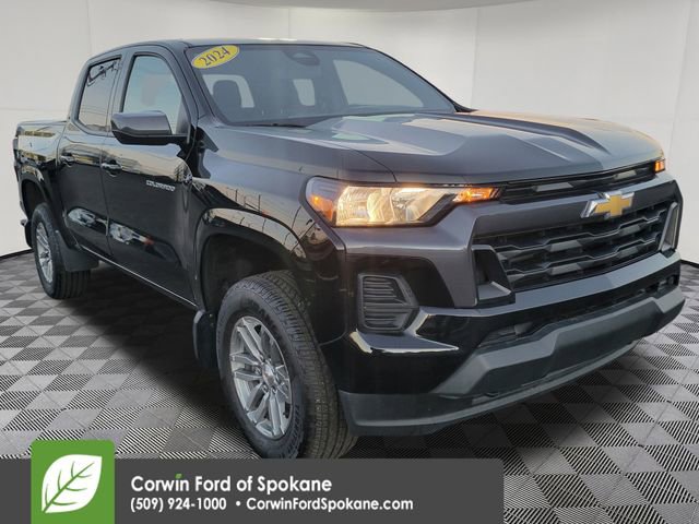 Used 2024 Chevrolet Colorado LT image 1