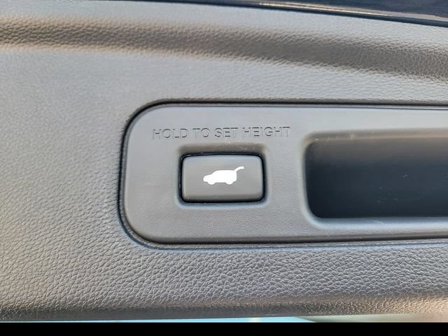 Used 2024 Acura MDX SH-AWD w/ Advance Package image 28