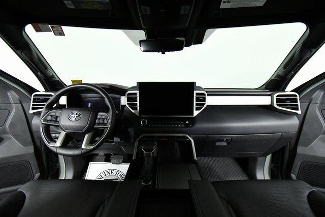 Used 2025 Toyota Sequoia Limited image 18