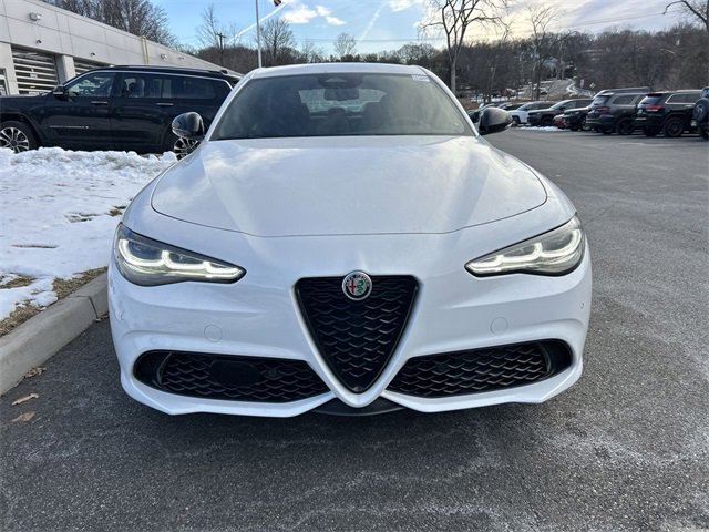 New 2026 Alfa Romeo Giulia Base w/ Driving Assist Package image 3