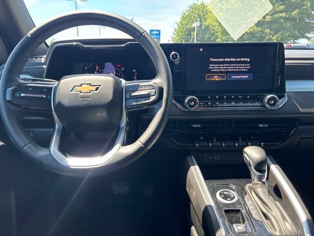 Used 2023 Chevrolet Colorado LT w/ LT Convenience Package II AWD/4WD image 17