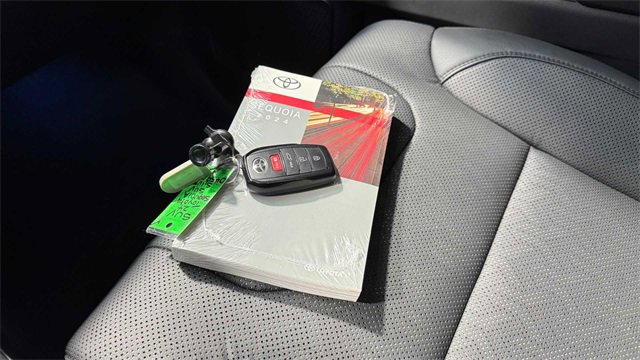 Used 2024 Toyota Sequoia Limited image 36