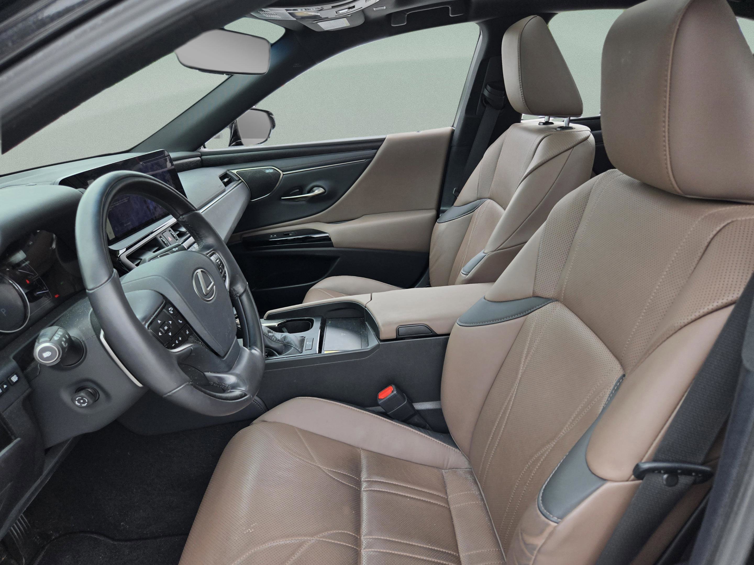Certified 2024 Lexus ES 350 Ultra Luxury w/ Accessory Package (Z2) FWD image 15