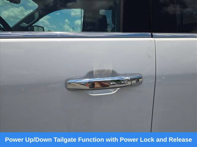 Used 2025 Chevrolet Silverado 2500 LTZ w/ LTZ Premium Package AWD/4WD image 28
