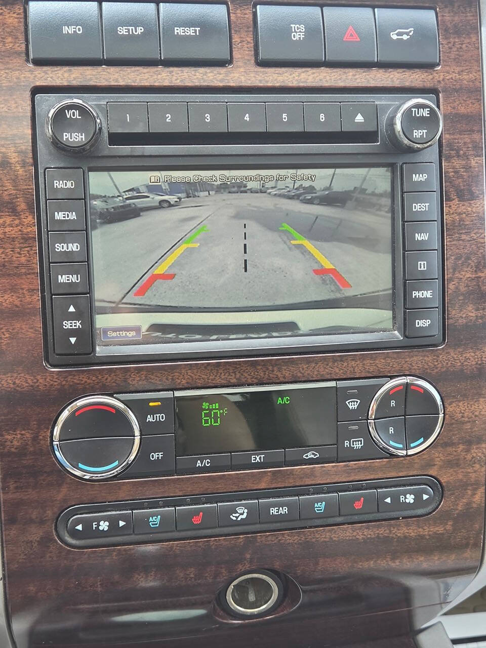 Used 2012 Ford Expedition EL XLT RWD image 11