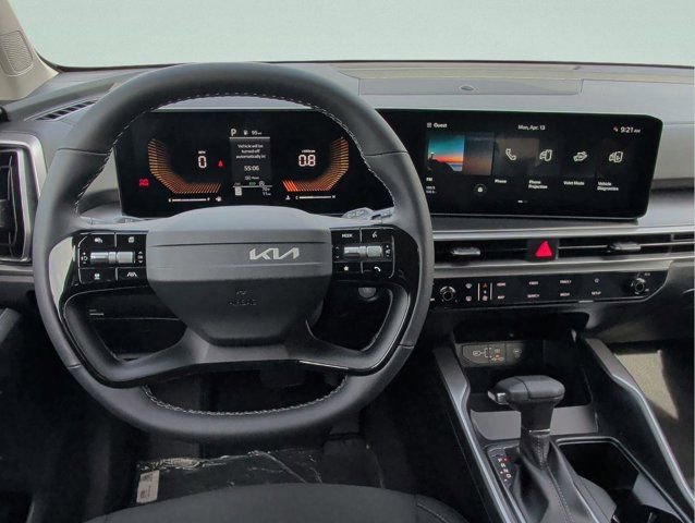 New 2026 Kia Sorento LX FWD image 16
