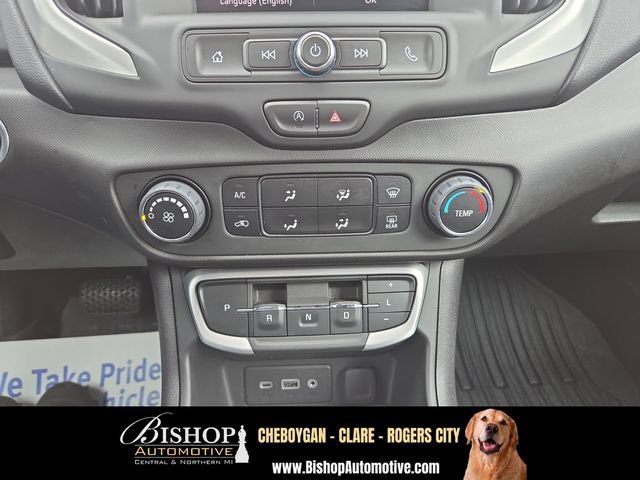 Used 2024 GMC Terrain SLE w/ LPO, Floor Liner Package FWD image 11