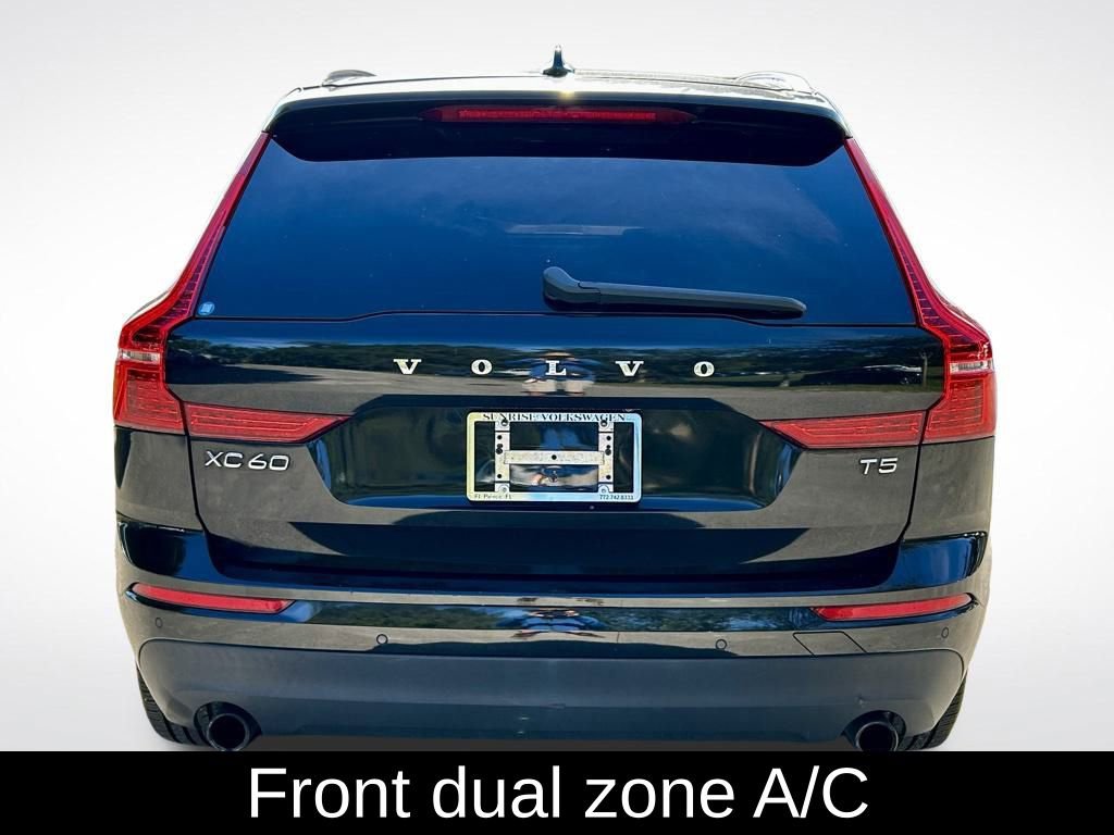 Used 2020 Volvo XC60 T5 Momentum image 6
