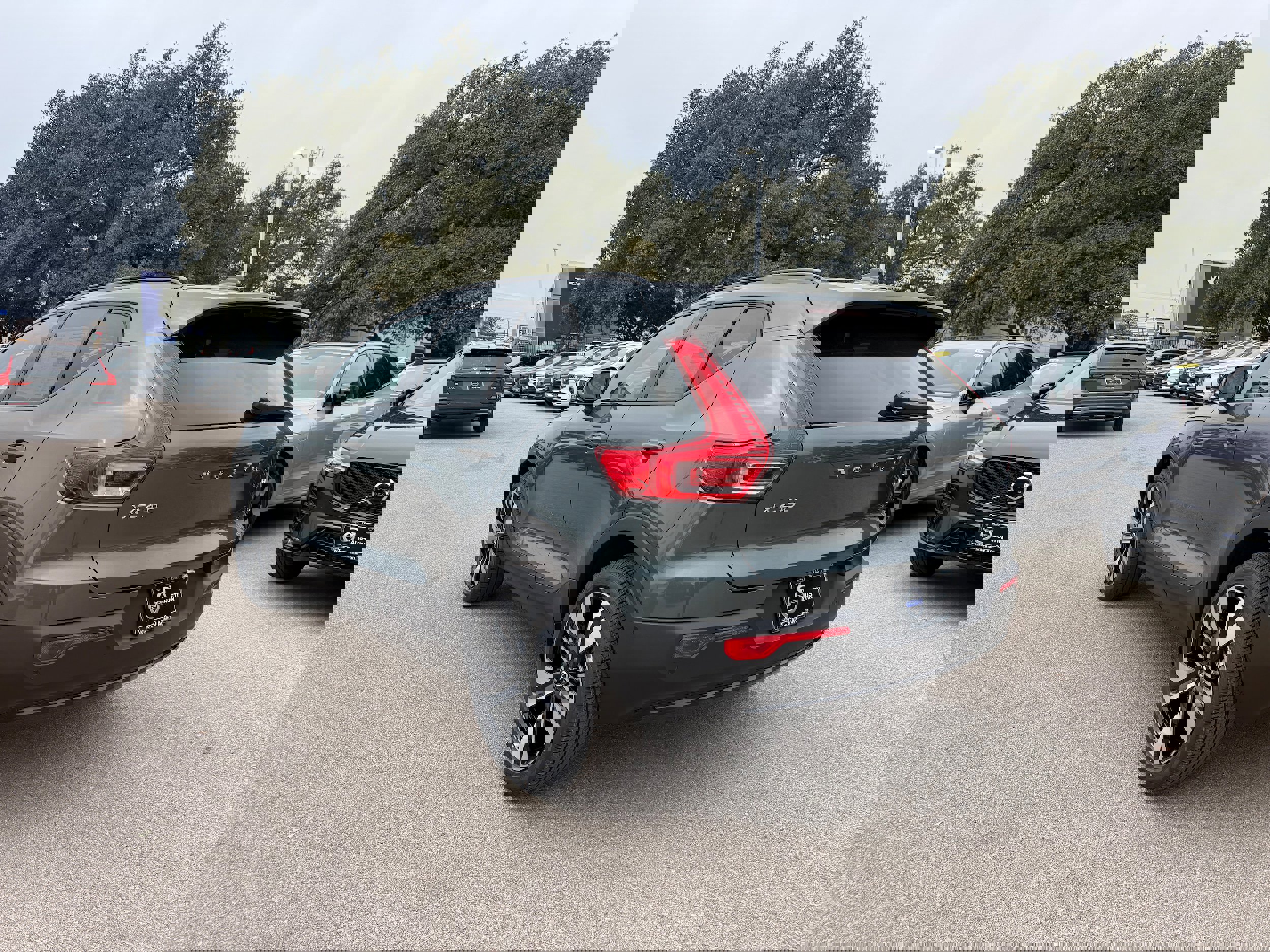 New 2026 Volvo XC40 B4 Plus image 4