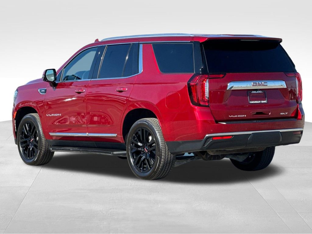 Used 2023 GMC Yukon SLT w/ SLT Premium Package image 3