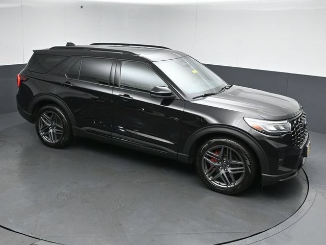 Certified 2025 Ford Explorer ST AWD/4WD image 47