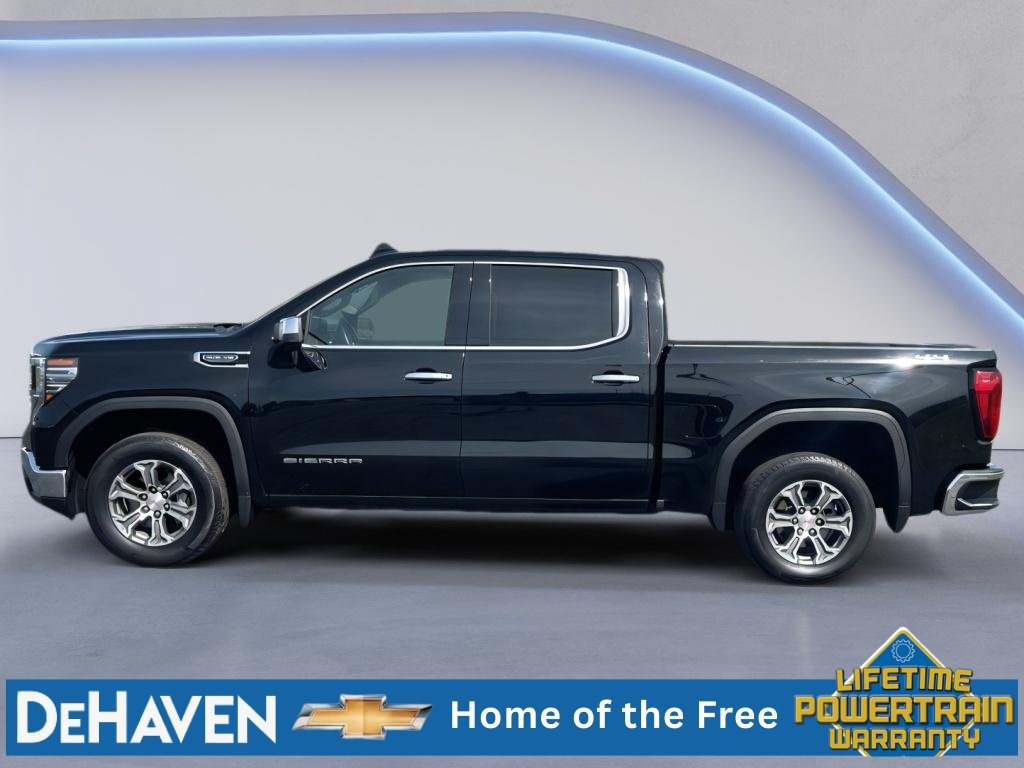 Used 2025 GMC Sierra 1500 SLT AWD/4WD image 3