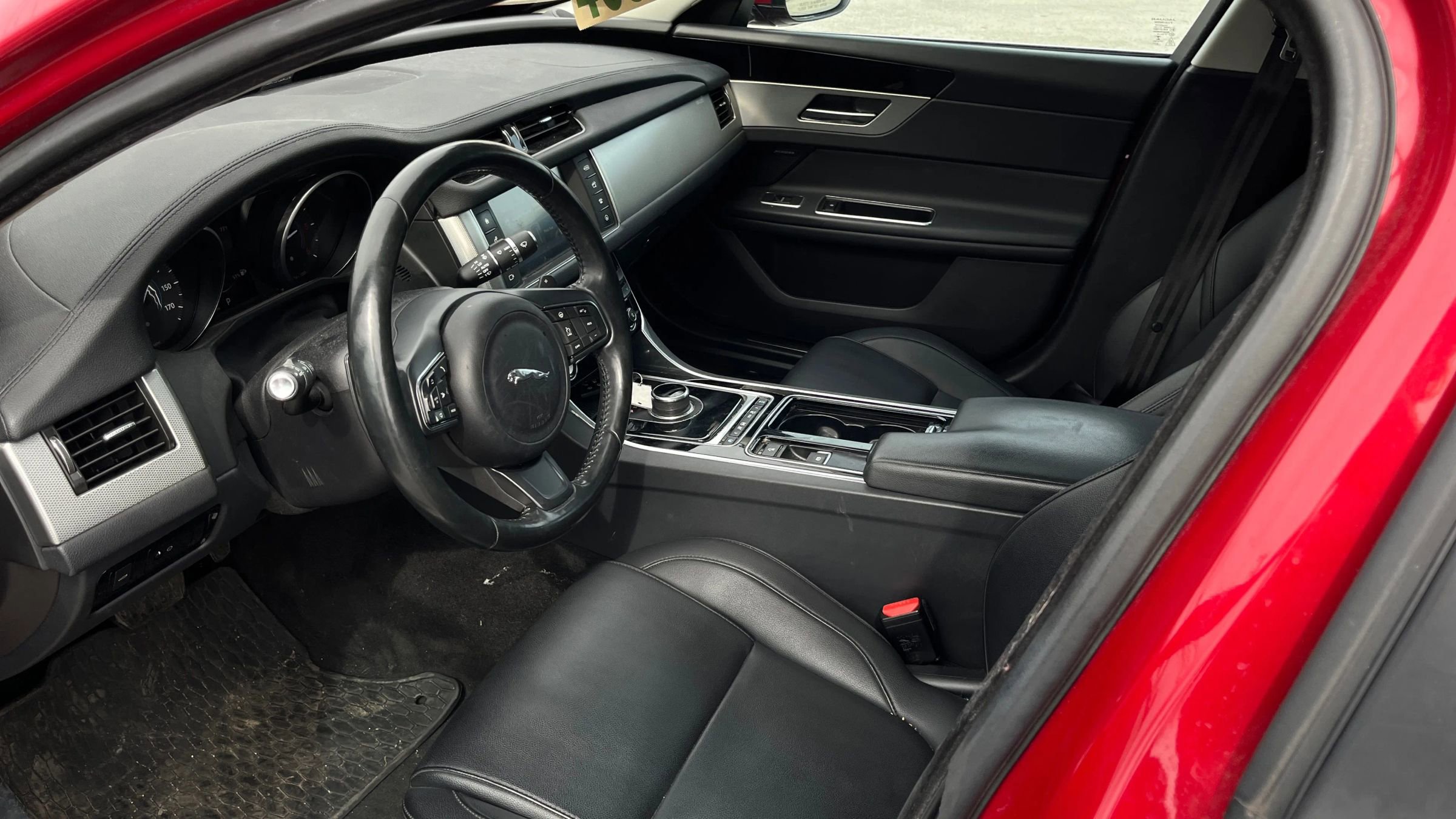 Used 2017 Jaguar XF Premium AWD/4WD image 15