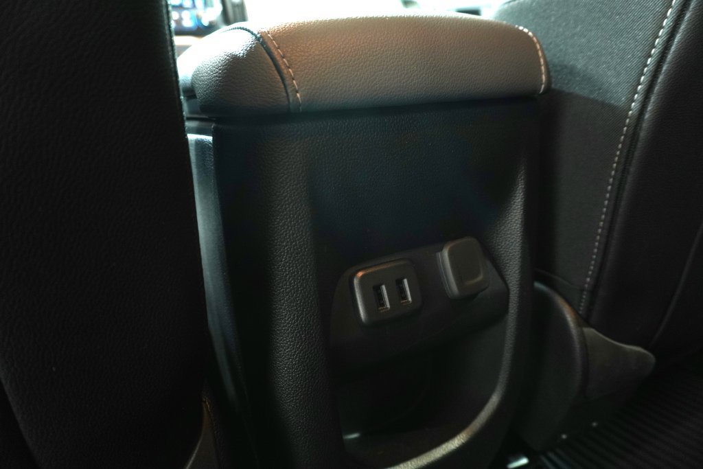 Used 2018 Chevrolet Colorado Z71 AWD/4WD image 12