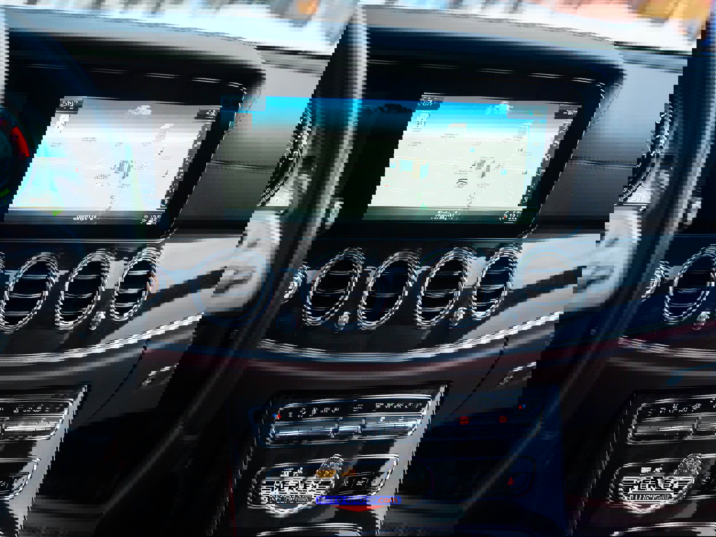 Used 2020 Mercedes-Benz E 53 AMG 4MATIC Sedan w/ Driver Assistance Package image 31