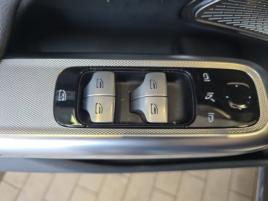 Used 2024 Mercedes-Benz E 350 4MATIC Sedan image 30