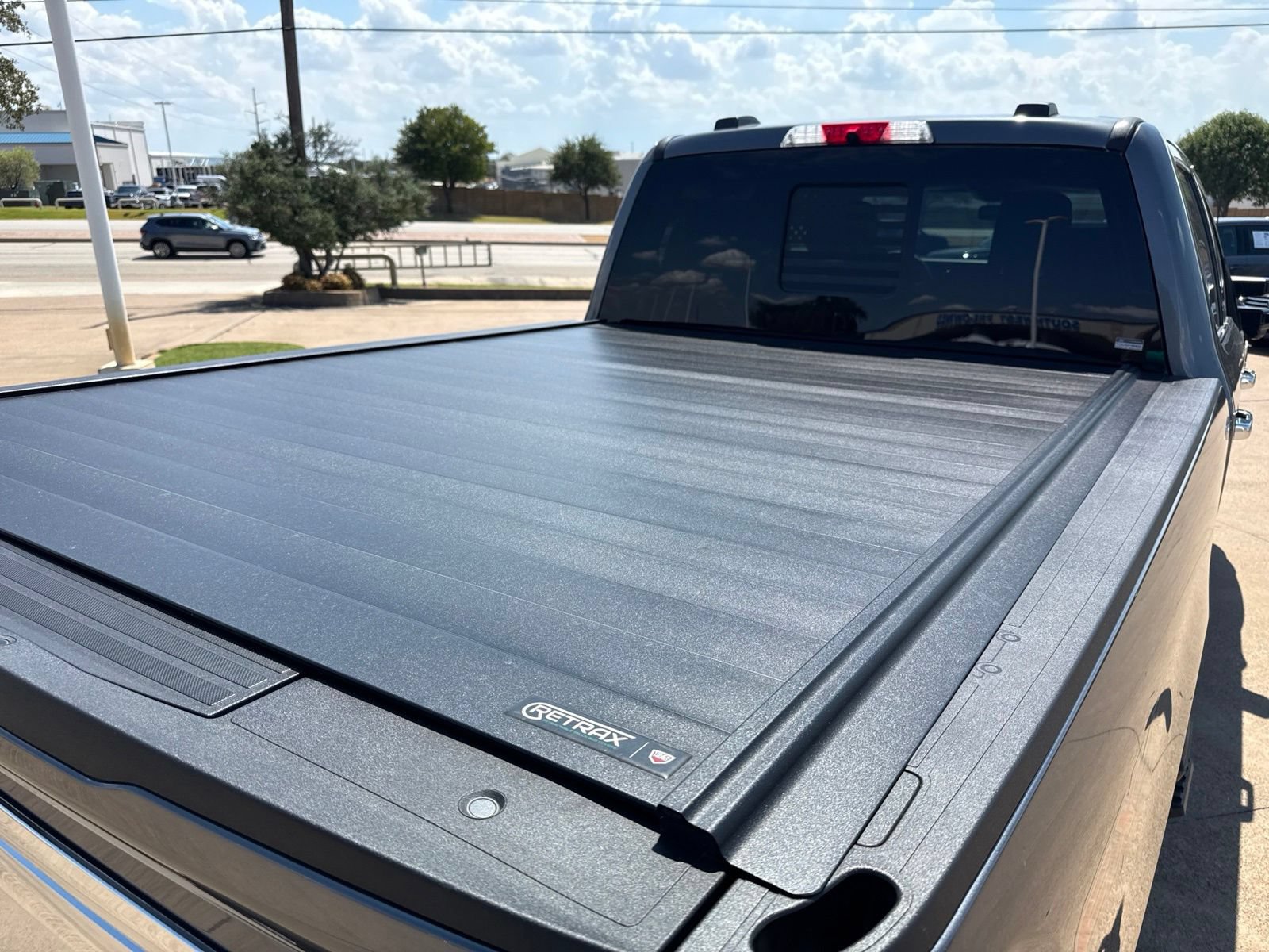 Used 2024 Ford F350 Limited w/ FX4 Off-Road Package AWD/4WD image 10