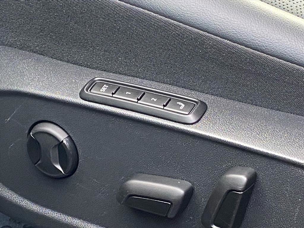 Certified 2022 Volkswagen ID.4 Pro S image 13