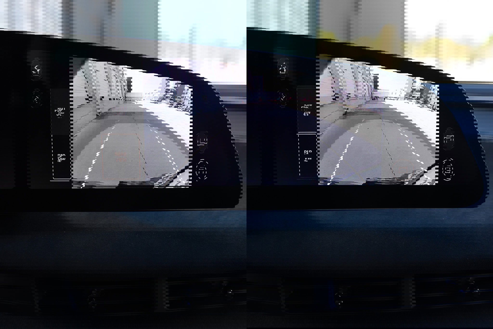 Used 2023 Lucid Air Grand Touring image 46