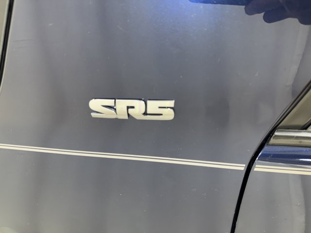 Used 2021 Toyota 4Runner SR5 AWD/4WD image 34