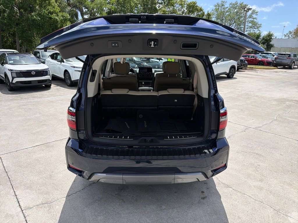Used 2024 Nissan Armada Platinum w/ Captain's Chairs Package RWD image 37