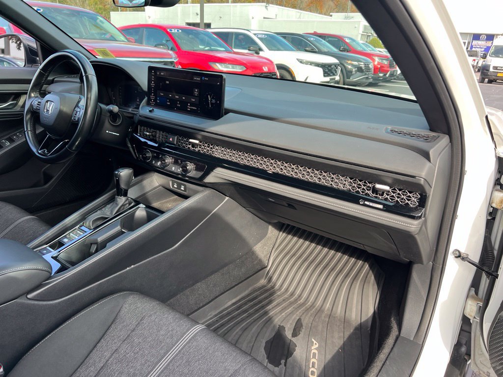 Used 2023 Honda Accord Sport image 26