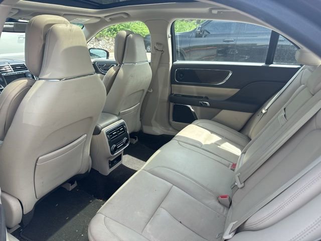 Used 2017 Lincoln Continental Reserve w/ Technology Package image 9