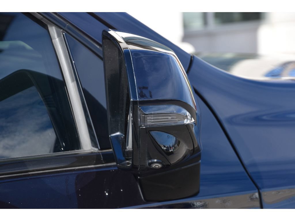 Used 2022 Chevrolet Suburban RST w/ Luxury Package image 30