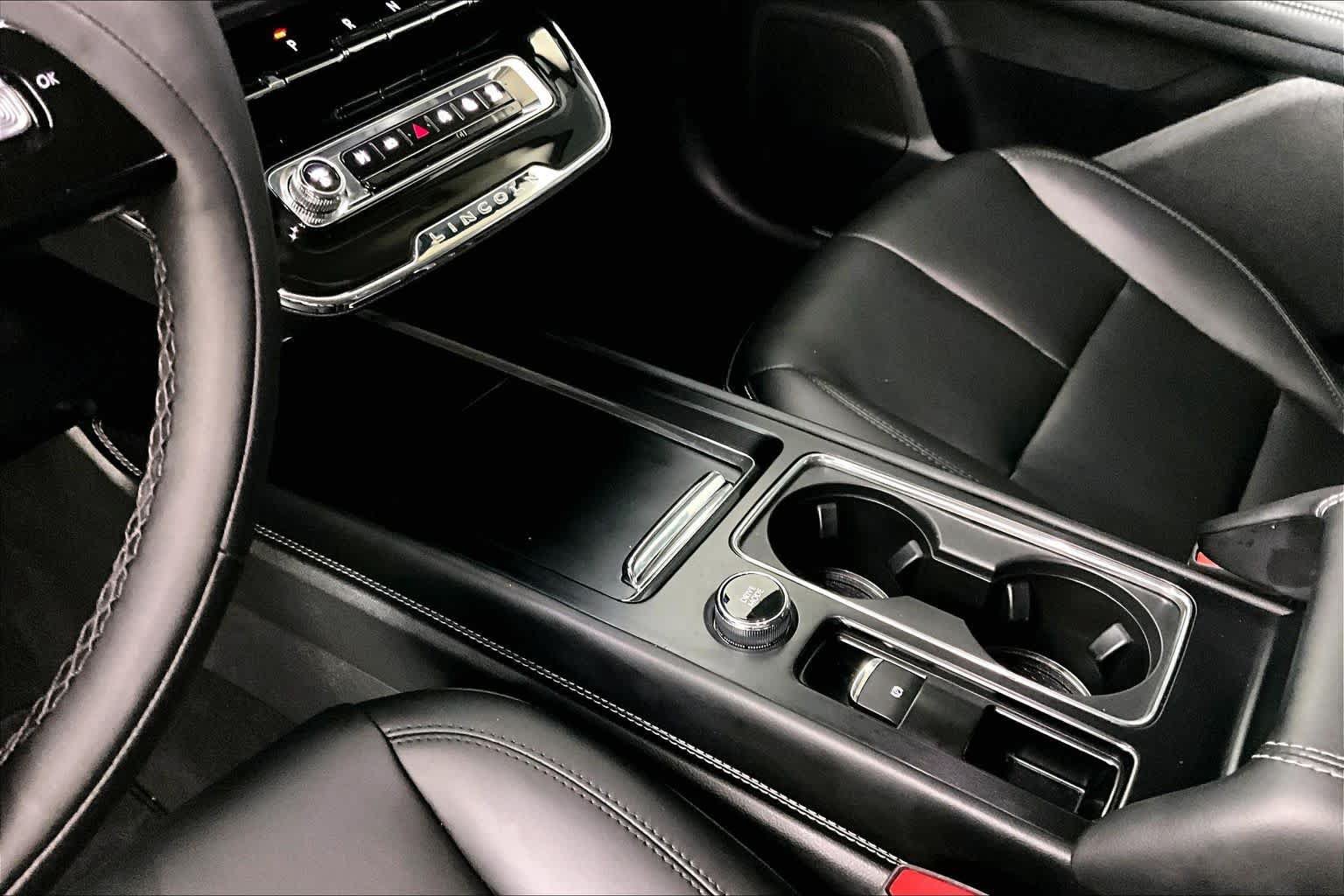 Used 2024 Lincoln Corsair FWD image 15