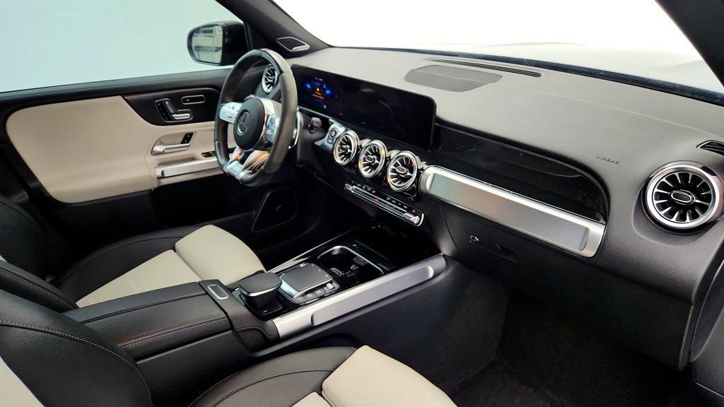 Used 2023 Mercedes-Benz GLB 35 AMG 4MATIC image 23