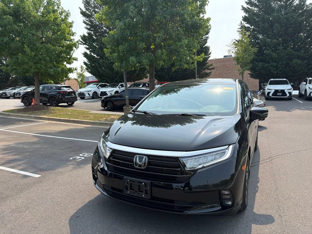 Used 2023 Honda Odyssey EX-L image 2