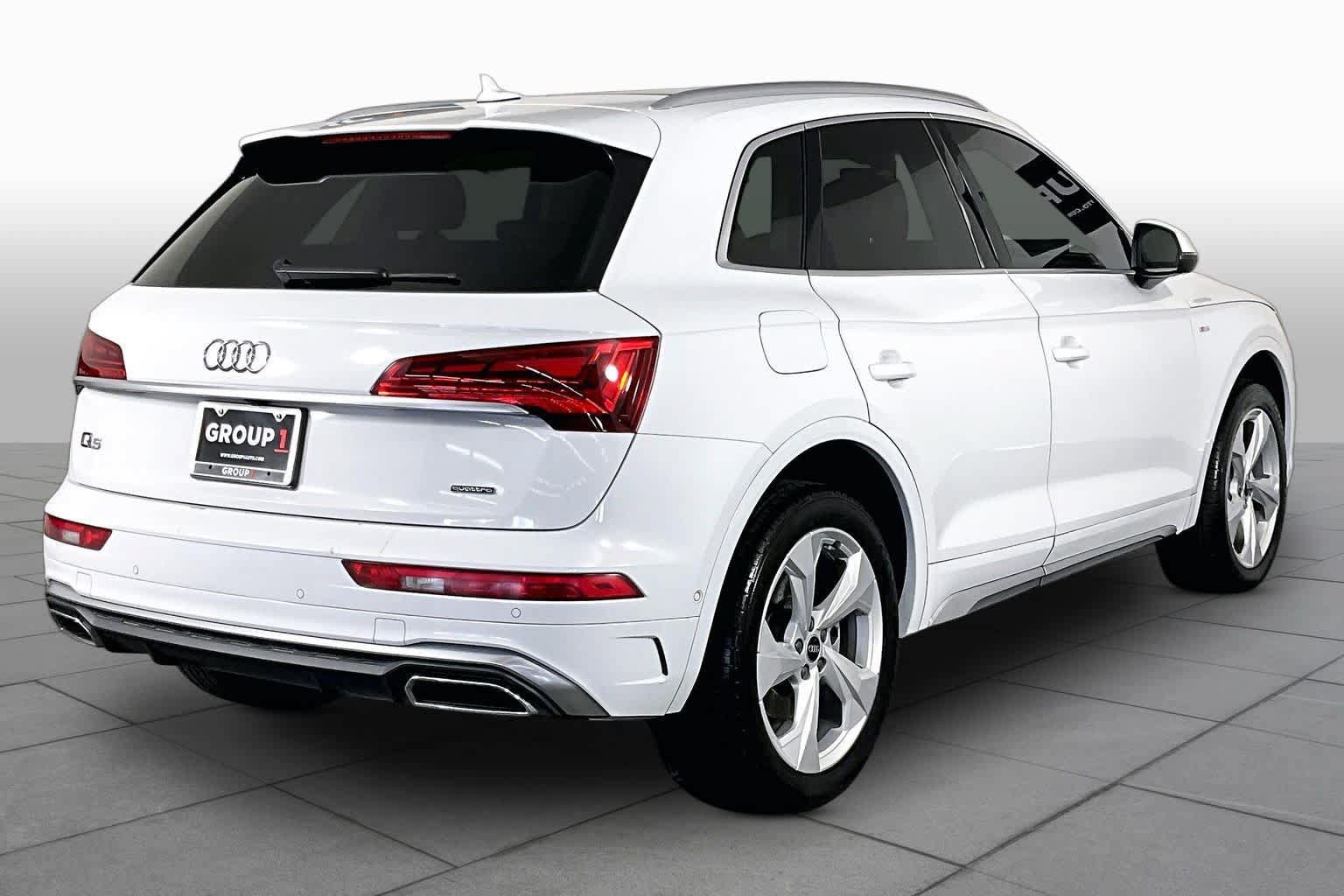 Used 2023 Audi Q5 2.0T Prestige w/ Prestige Package AWD/4WD image 12