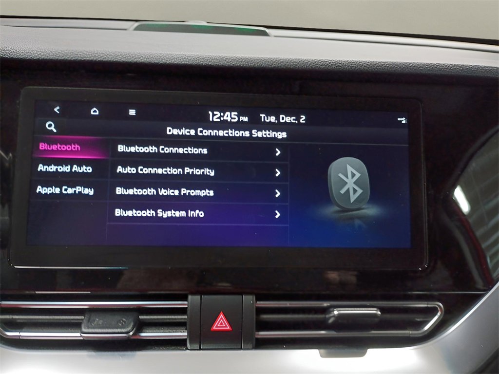 Used 2021 Kia Niro EX Premium w/ Cold Weather Package image 18