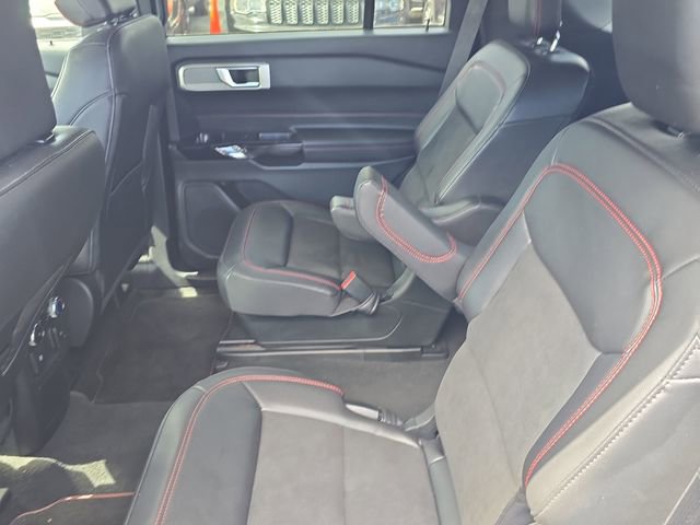 Used 2023 Ford Explorer ST-Line w/ Class IV Trailer Tow Package image 11