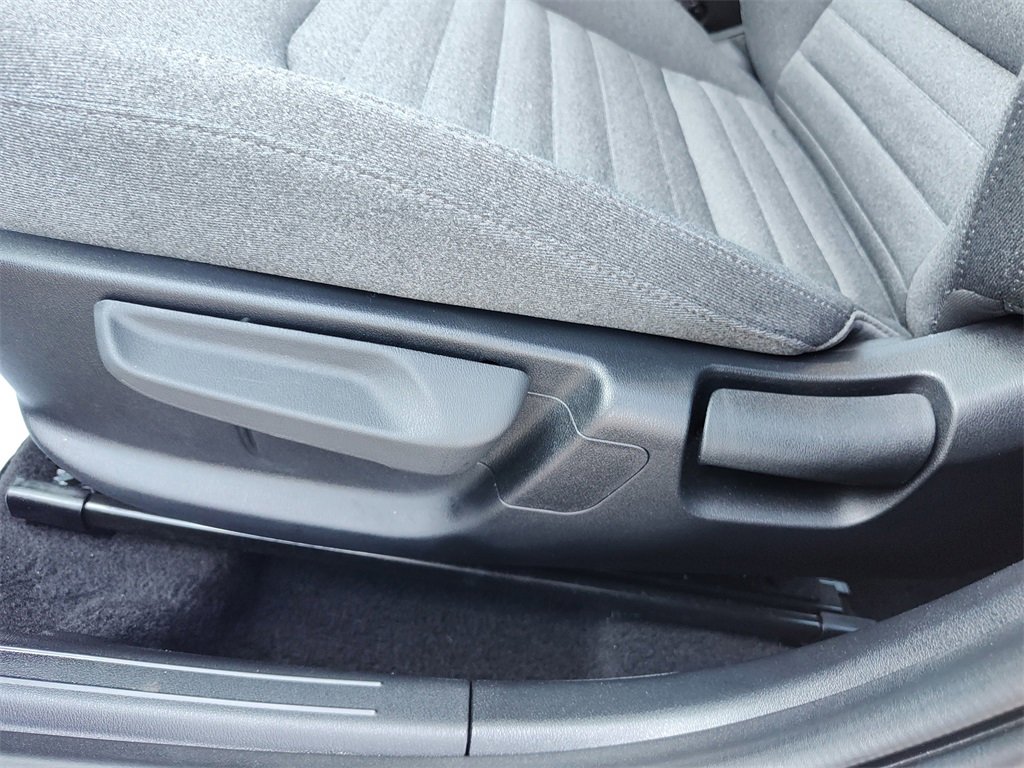 Used 2025 Kia K4 EX image 22