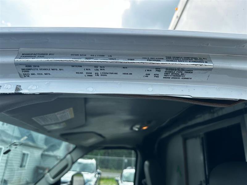 Used 2018 Ford E-350 and Econoline 350 Super Duty image 5