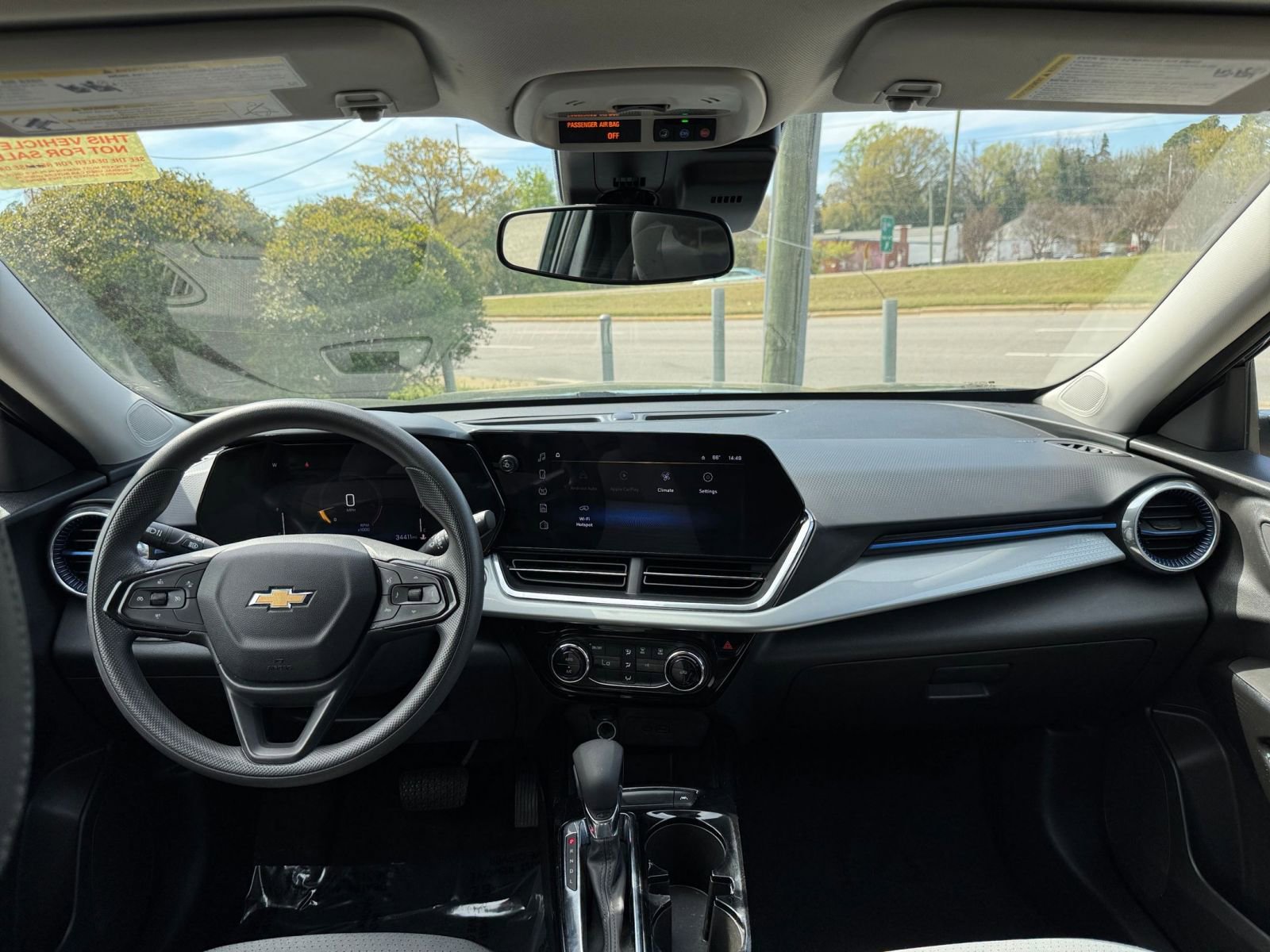 Used 2025 Chevrolet Trax LT image 29