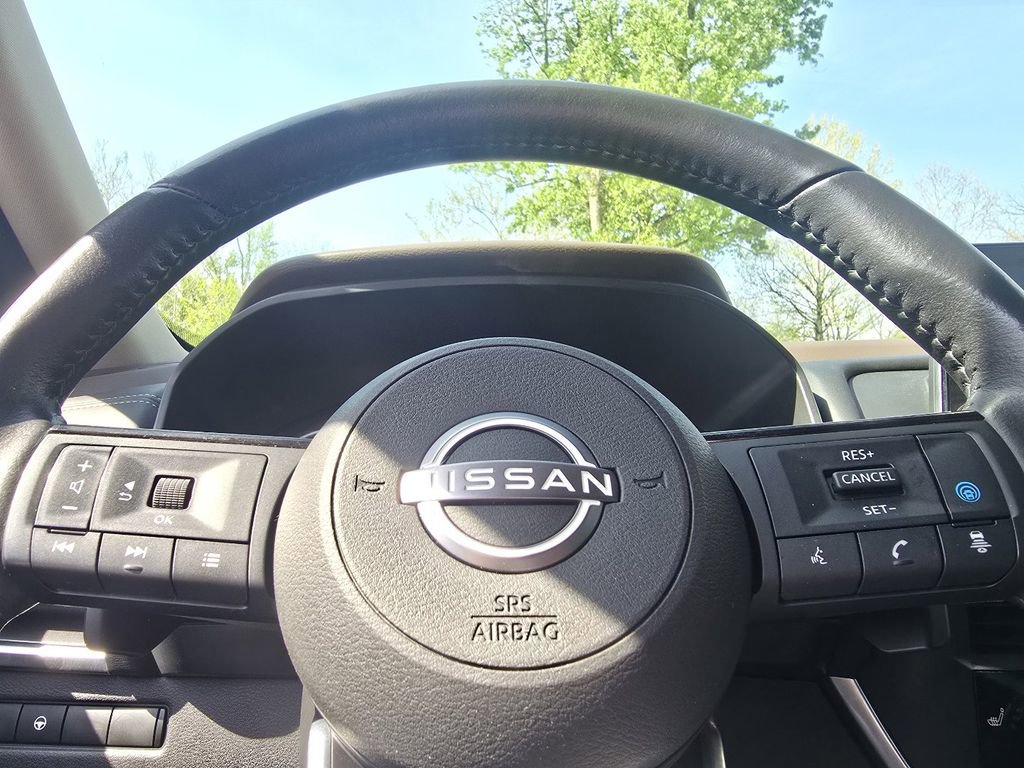 Used 2023 Nissan Rogue SV w/ SV Premium B Package AWD/4WD image 28