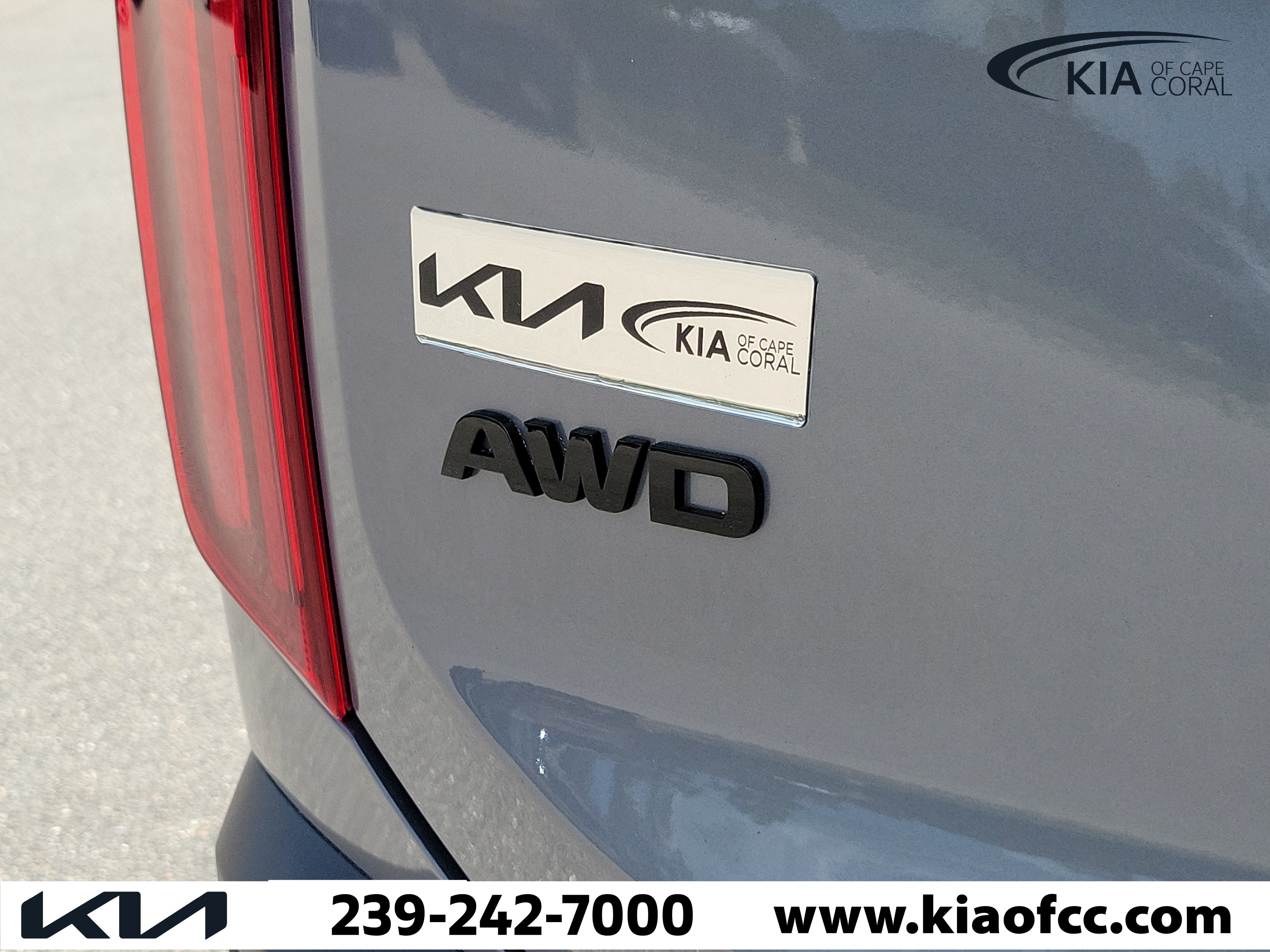 Certified 2022 Kia Telluride SX w/ SX Prestige Package AWD/4WD image 10