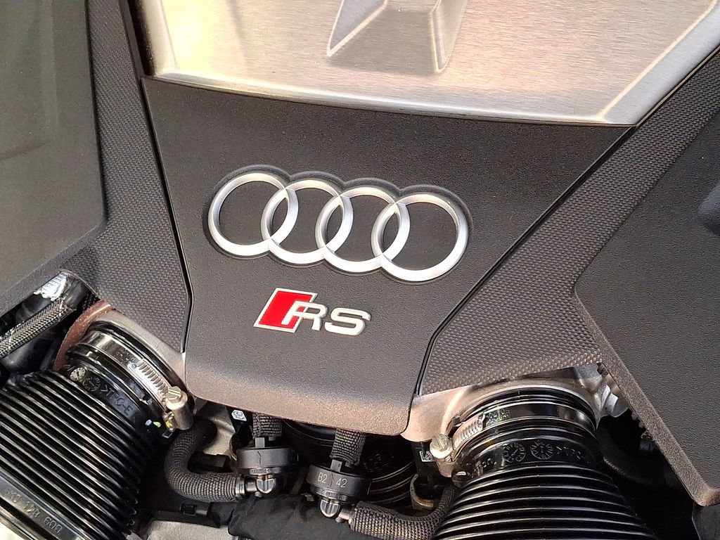 Used 2025 Audi RS 6 performance w/ Black Optic Package AWD/4WD image 31
