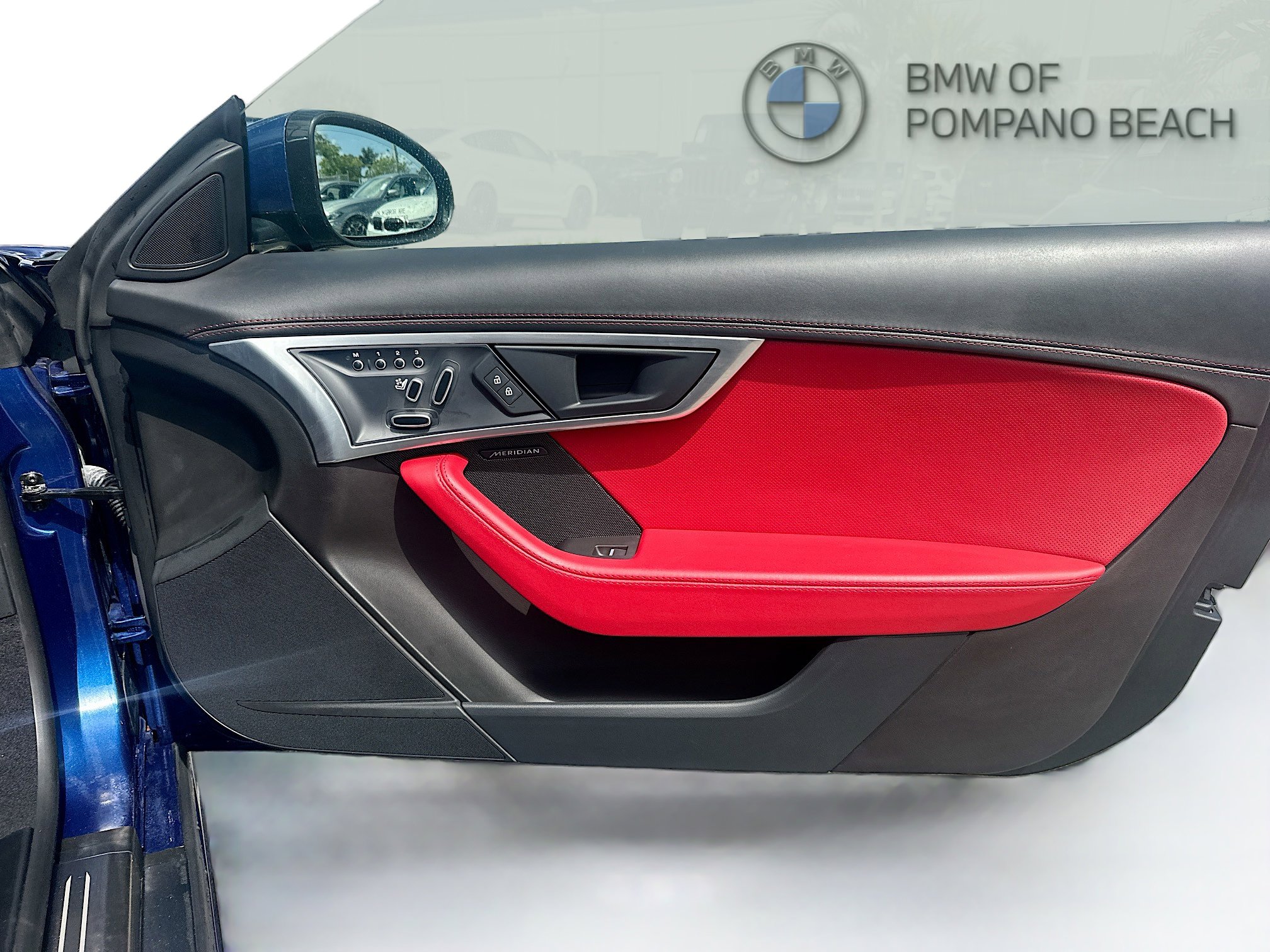 Used 2022 Jaguar F-TYPE Convertible image 28