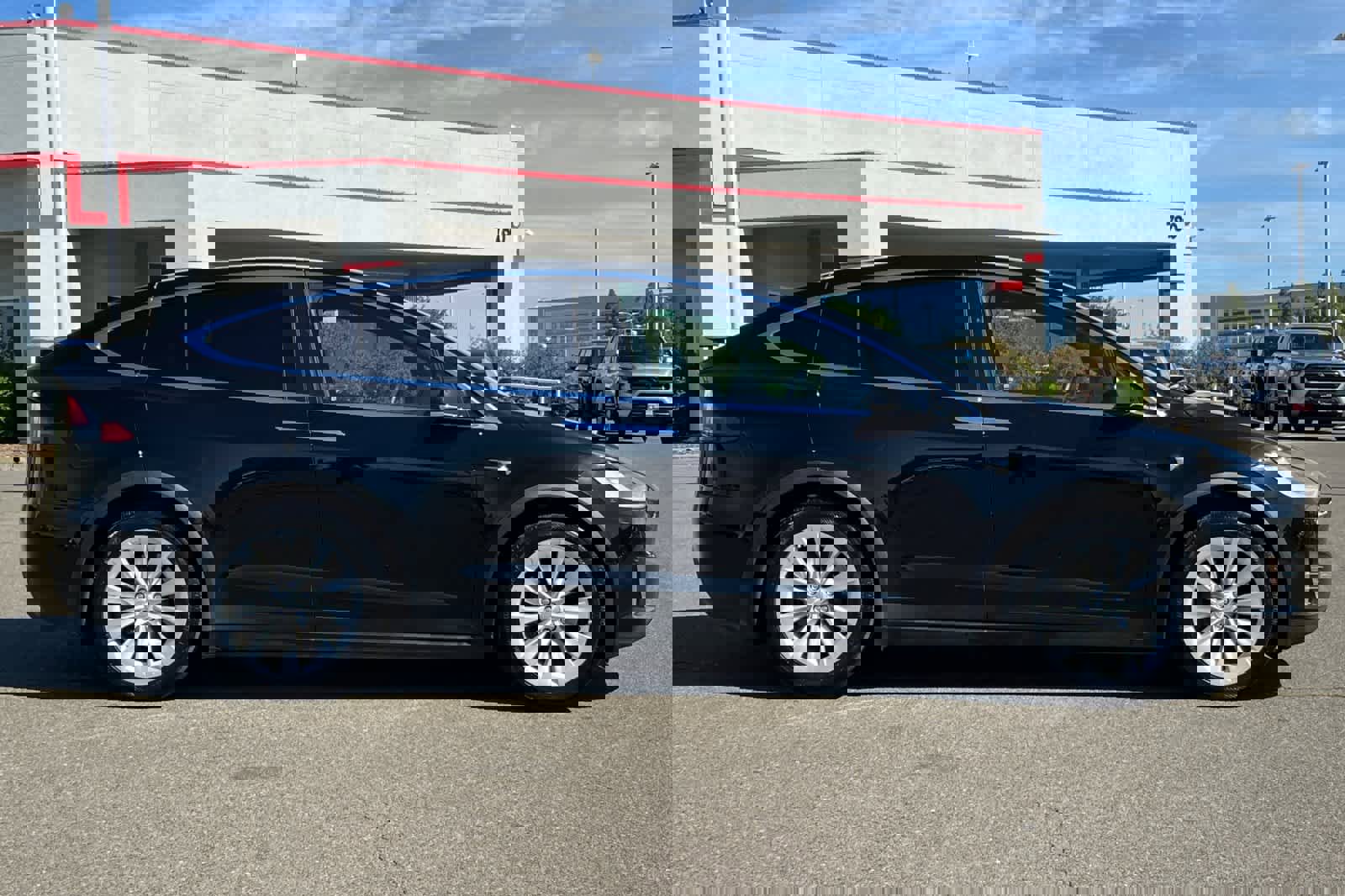 Used 2019 Tesla Model X Long Range image 6