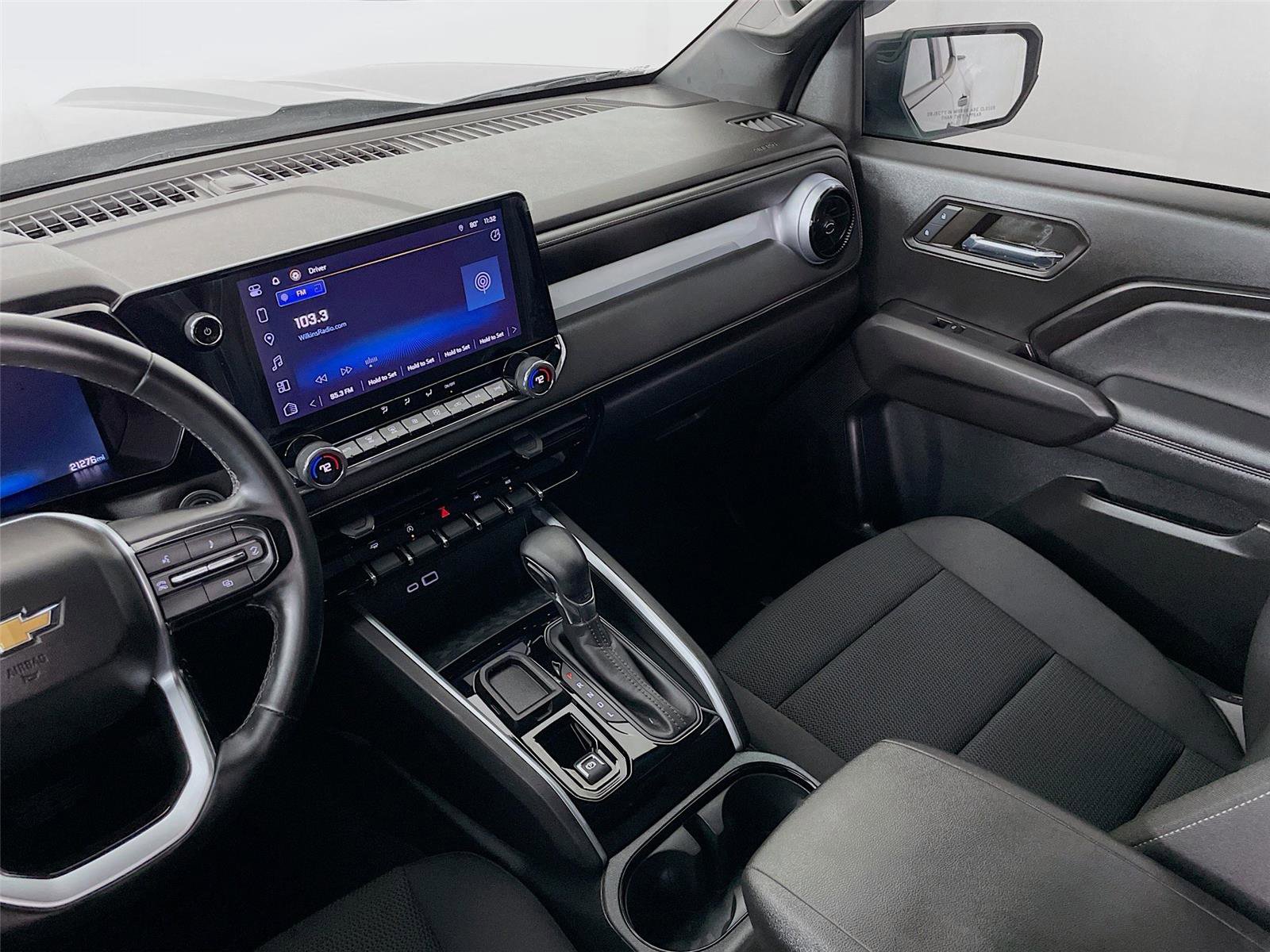 Used 2024 Chevrolet Colorado LT w/ LT Convenience Package image 25