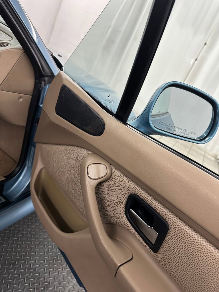 Used 1998 BMW Z3 1.9 image 22