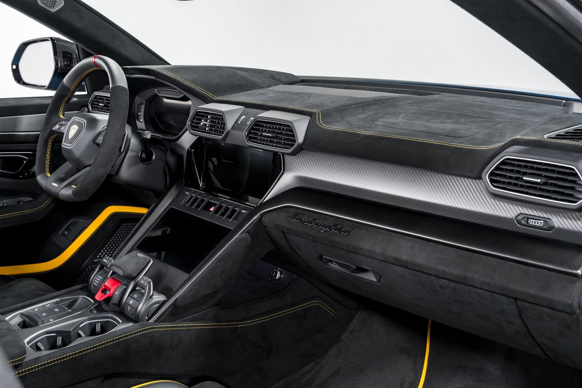 Used 2024 Lamborghini Urus Performante image 39