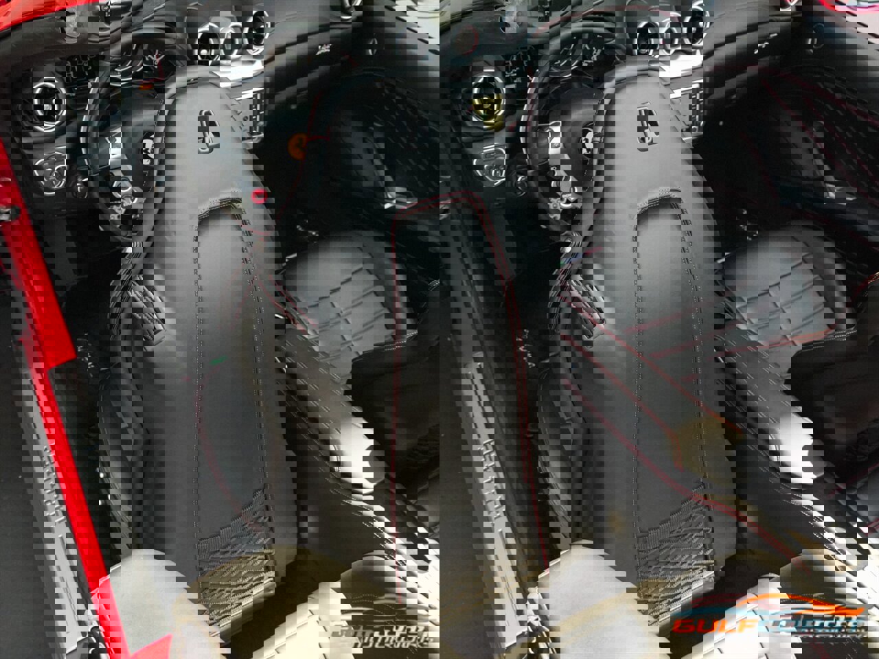 Used 2015 Ferrari California T image 23