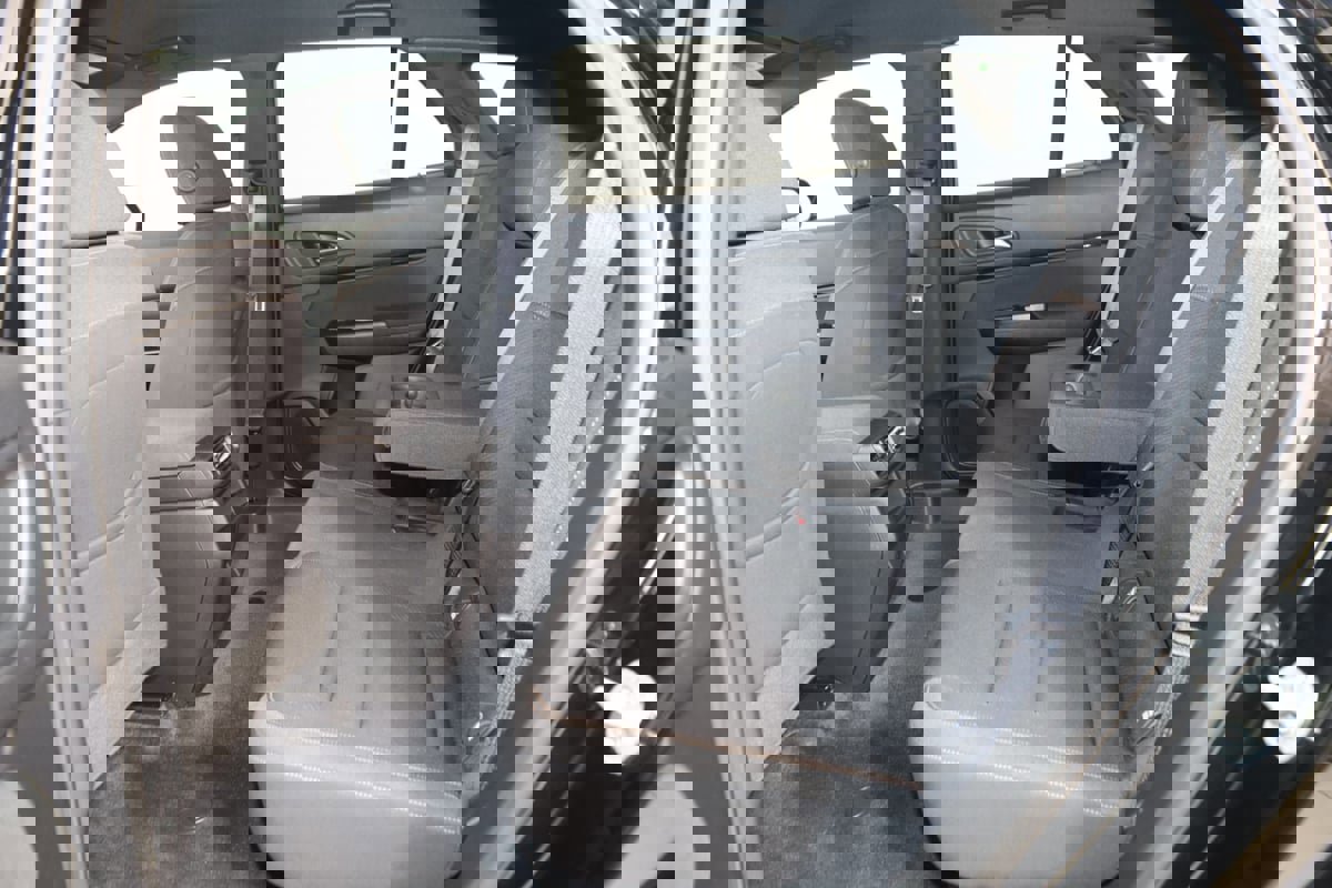 Used 2024 Honda Prologue EX image 48