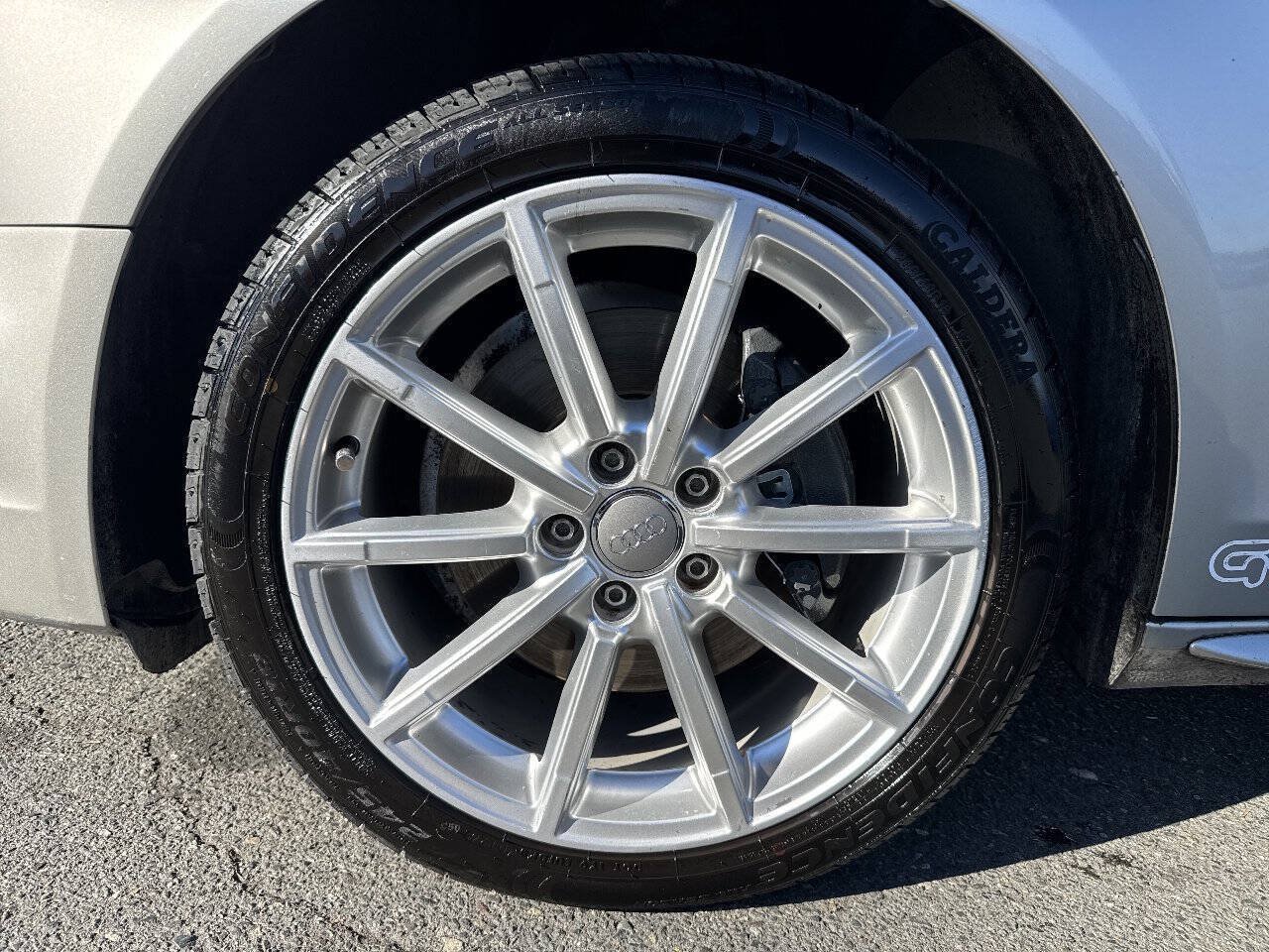 Used 2014 Audi A4 2.0T Premium Plus w/ Premium Plus Package AWD/4WD image 2