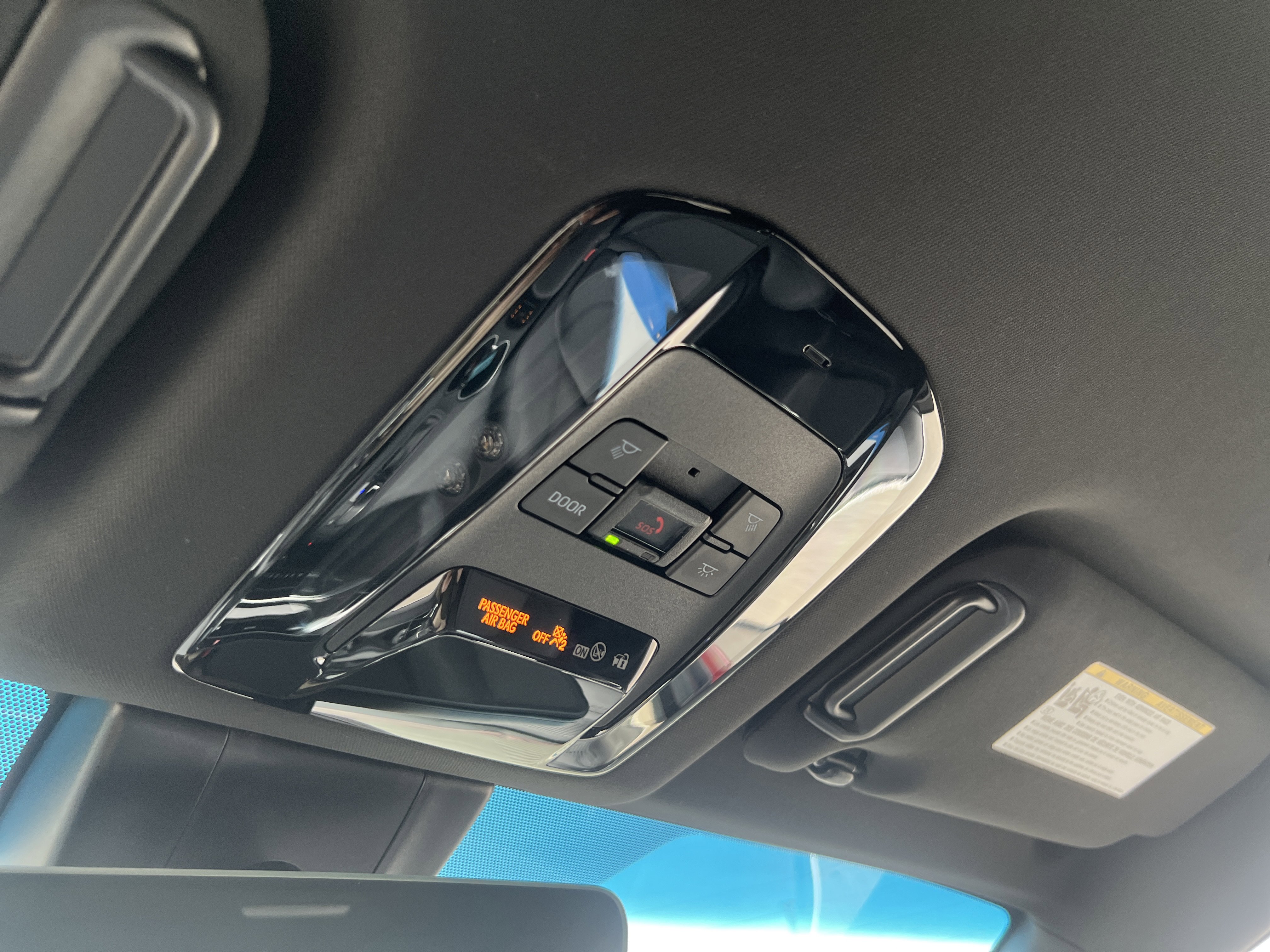 Certified 2024 Toyota Venza XLE image 39